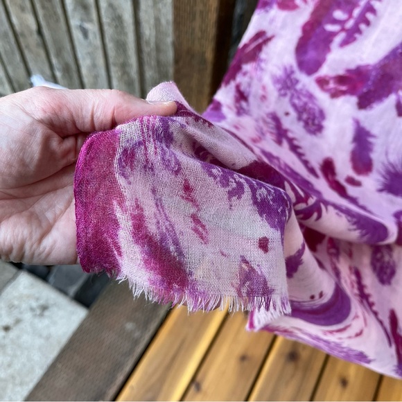 Feather Scarf In Pink Magenta & Burgundy - Picture 5 of 8